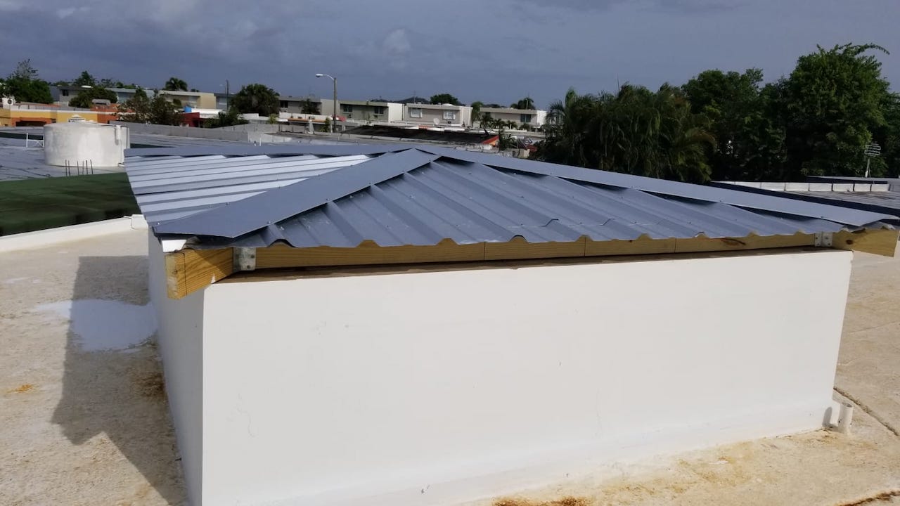 Techo en Galvalume terminado (2)